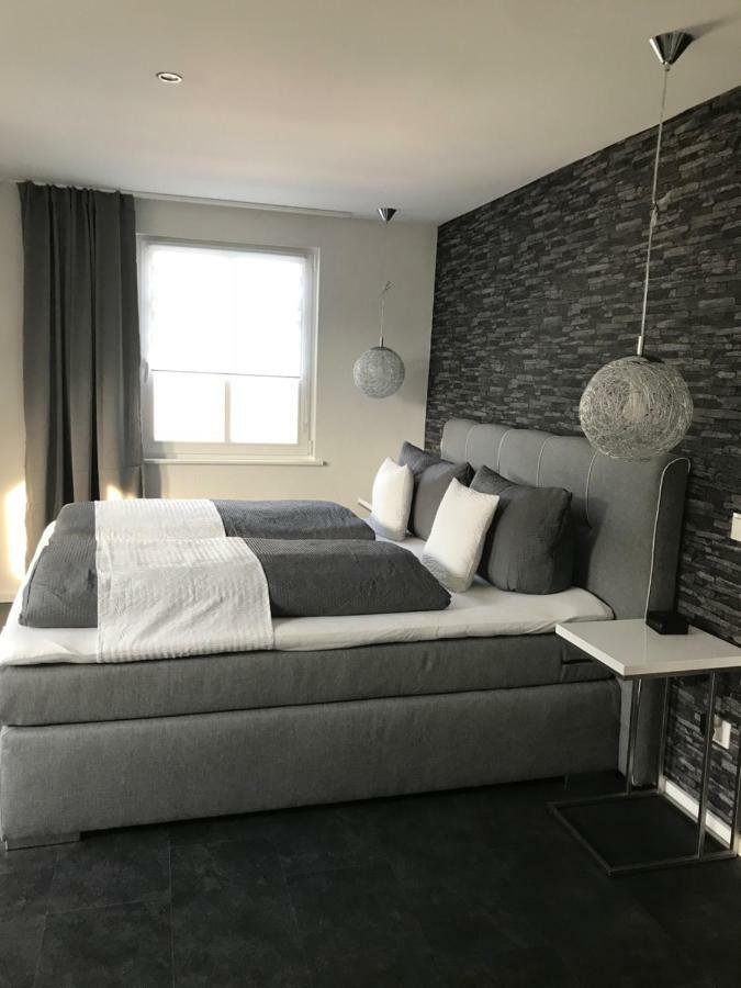 Winzer Lounge Gastezimmer แดร์เนา ภายนอก รูปภาพ