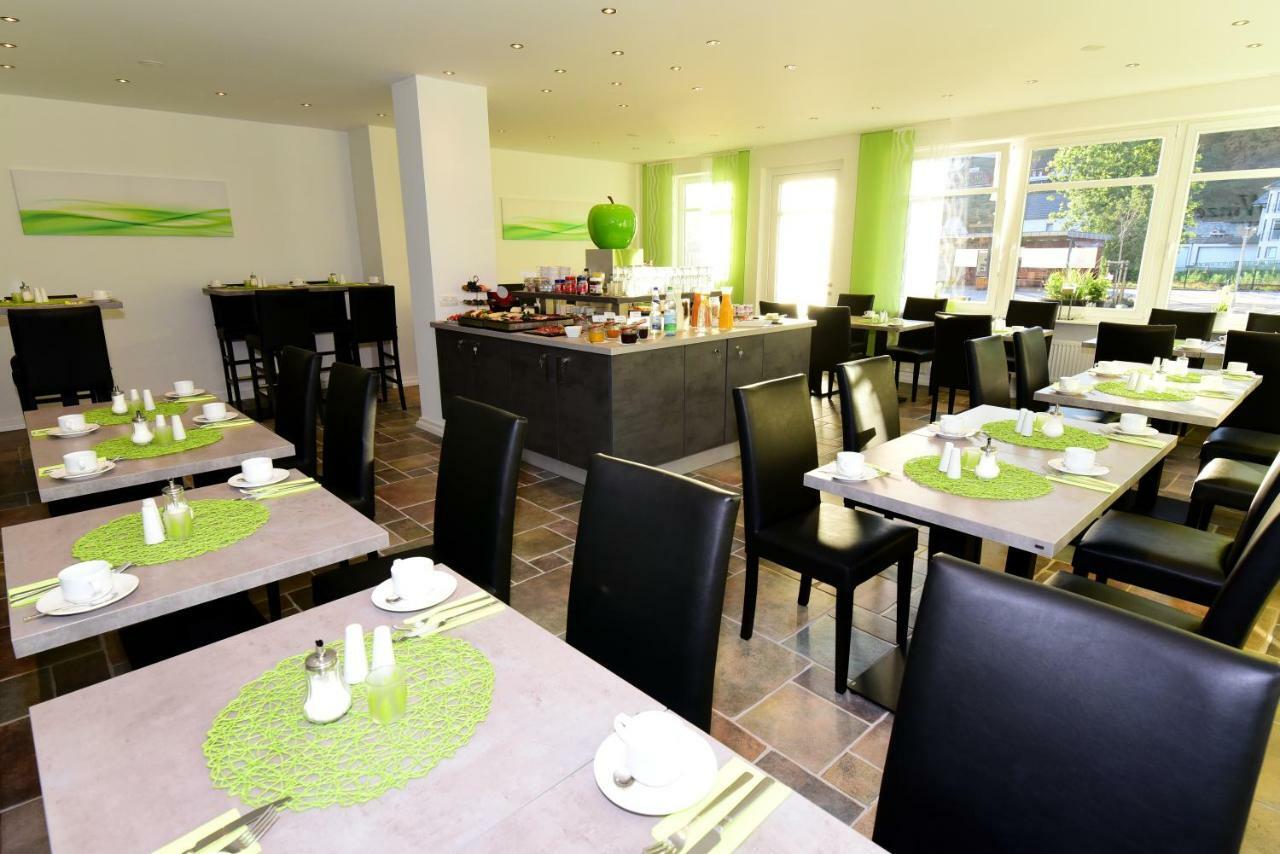 Winzer Lounge Gastezimmer แดร์เนา ภายนอก รูปภาพ